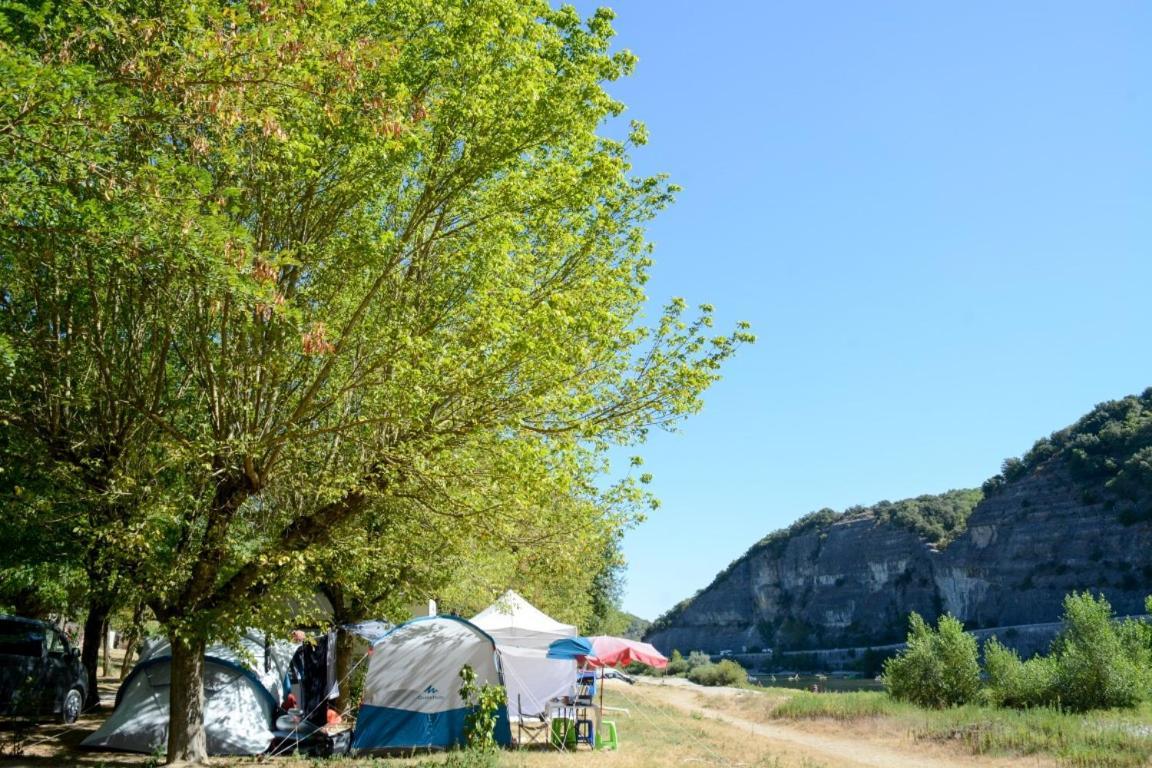 Aloha Plage Camping 4Etoiles Sampzon Ngoại thất bức ảnh