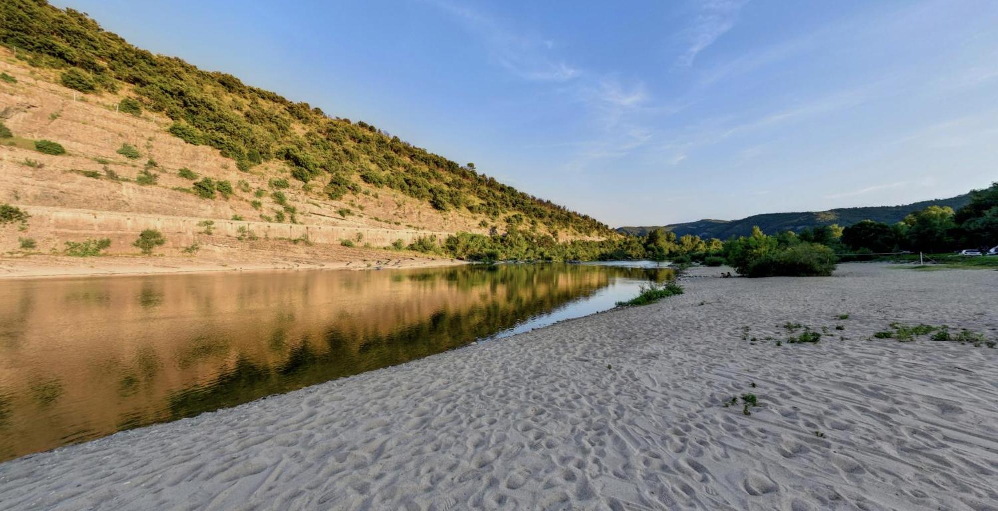 Aloha Plage Camping 4Etoiles Sampzon Ngoại thất bức ảnh